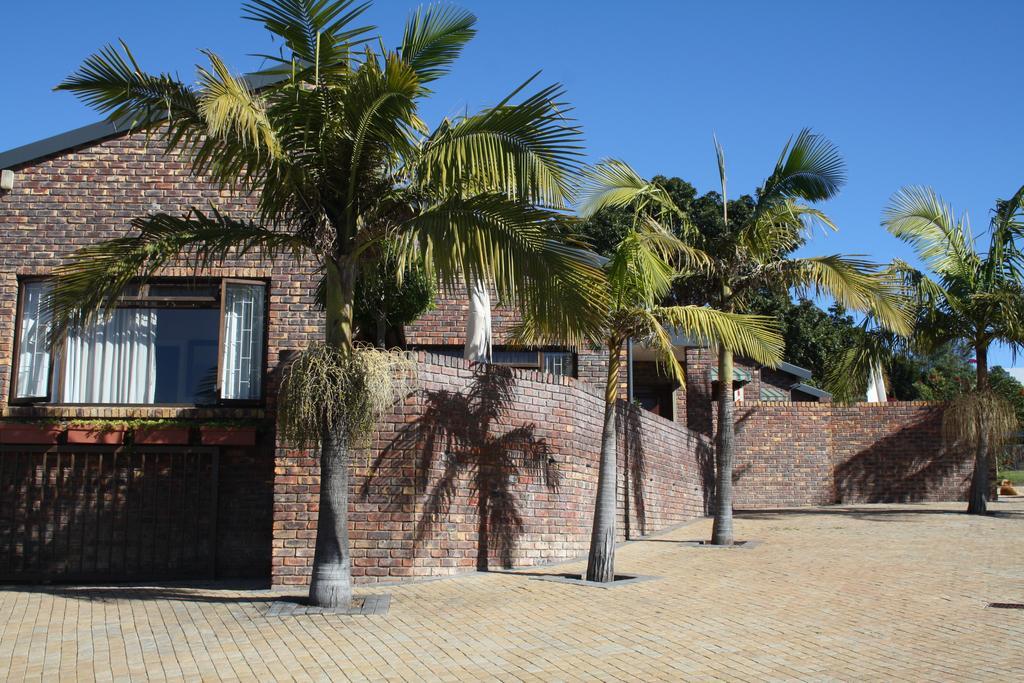 Ohannas Bnb & Self Catering Плеттенберг-Бей Экстерьер фото